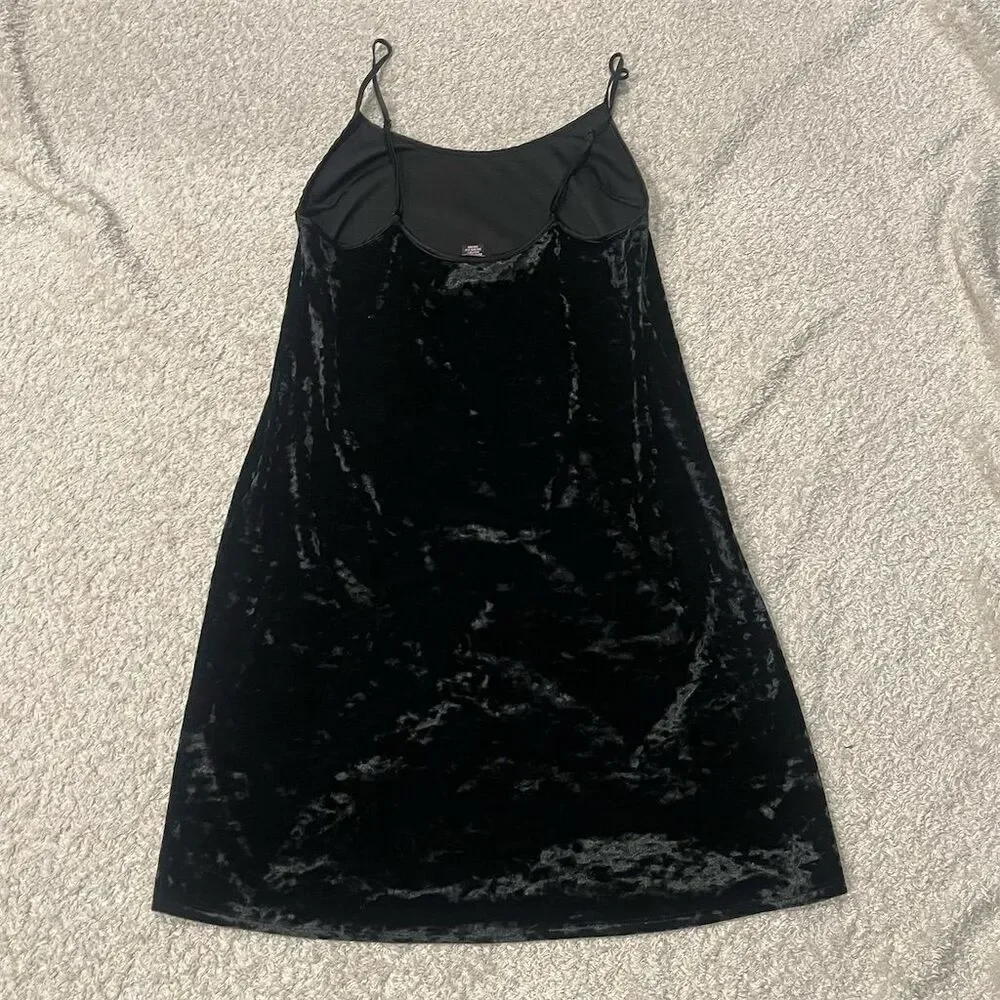 Victoria's Secret Black Velvet Slip Dress XS/S Scoop Neck Sleeveless Mini Women‎ - Picture 6 of 7